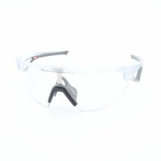 画像2: OAKLEY オークリー  SPHAERA スフィエラ OO9403-0736  MATTE CLEAR/CLEAR TO BLACK IRIDIUM PHOTOCHROMIC ハイブリッジフィット (2)