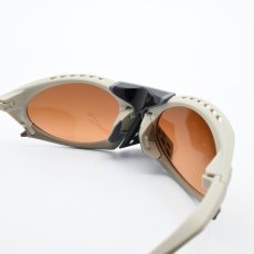 画像5: OAKLEY オークリー PLANTARIS プランタリス OO9437-0263 MATTE SAND/PRIZM BROWN GRADIENT (5)